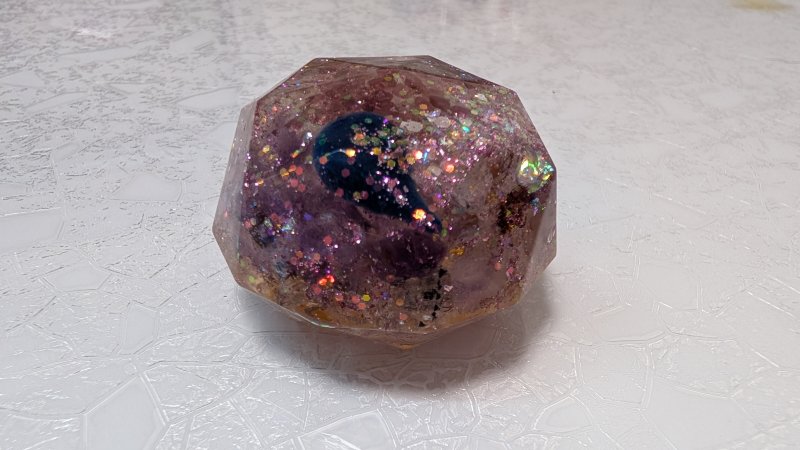 SOLD OUT 煌涙の晶（こうるいのしょう）― パープルグリッターダイスの商品画像